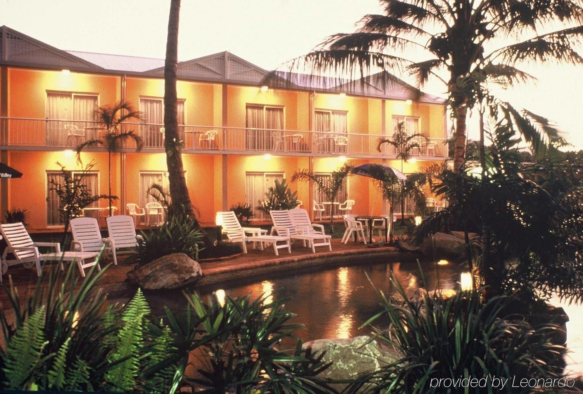 Hotel Tropiq Кернс Екстериор снимка